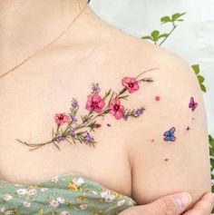 Hydrangea Tattoo, Full Neck Tattoos, Ankle Tattoo Ideas, Butterfly Tattoos Images, Embroidery Tattoo, Tatoo Inspiration, Tattoos For Women Flowers, Ankle Tattoos, The Earth Laughs In Flowers