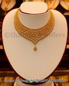 Indian Gold Necklace Designs, Unique Gold Jewelry Designs, Bridal Necklace Designs, Gold Jewels Design, Neck Pieces Jewelry, Gold Bridal Necklace, New Gold Jewellery Designs, Gold Jewelry Simple Necklace, Jewelry Set Design