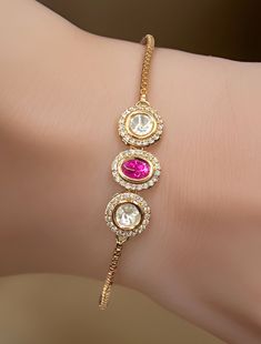 Delicate Kundan Adjustable Rakhi Bracelet in Rose gold polish with nice finishing. Perfect for small/delicate wrist and teenage girls.  Dimension: 2" centered Kundan Rakhi with an adjustable string Kundan Rakhi, Loose Bracelet, Kundan Bracelet, Party Wear Casual, Bracelet Party, Bracelet Cute, Wear Red, Brass Bracelet, Teenage Girls