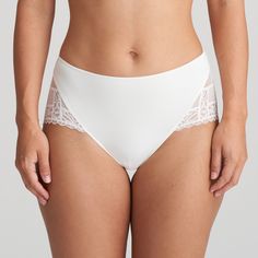 These high-waisted briefs come with smooth, delicate lace at the front and back. Natural is a timeless everyday shade that you can easily combine with all your breezy summer outfits. Elegant Lace Bottoms For Daywear, Feminine Bra Friendly Brief Bottoms, Delicate Lace Brief Bottoms For Daywear, Elegant Seamless Summer Bottoms, Elegant Lace Trim Brief Bottoms, Delicate Lace Brief Bottoms For Summer, Elegant Short Bottoms With Delicate Lace, White High Waist Bottoms With Lined Body, Elegant Seamless Lace Bottoms