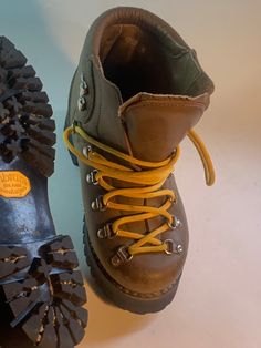 In amazing like new condition, these vintage Italian hiking boots are well built and made to last a lifetime. Italian made by Gaerne circa 1970's with Vibram Montagna souls and new original high durability laces, these Edge classics are sure to endure not to mention impress! Rugged Round Toe Hiking Boots For Climbing, Rugged Sturdy Hiking Boots For Outdoor Activities, Rugged Waterproof Boots With Round Toe For Climbing, Sturdy Leather Hiking Boots For Outdoor Activities, Vintage Leather Boots For Outdoor Activities, Vintage Style Hiking Boots With Round Toe, Rugged Adventure Boots With Laces, Vintage Hiking Boots With Round Toe For Walking, Vintage Waterproof Boots With Vibram Sole For Outdoor