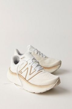 Cute Running Shoes, New Balance Fresh Foam, Cute Sneakers, Shoe Inspiration, Shoe Inspo, Workout Shoes, Shoe Closet, New Balance Shoes, Shoe Obsession