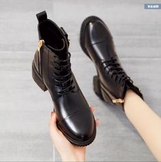 Single Boots 2020 New Winter Plush Thick Heel Short Boots Children Trend Boots 2020, Heart Shoes, Shoes Design, Roman Fashion, Platform Stilettos, High Shoes, Thick Heel, Fashion High Heels, 72 Hours