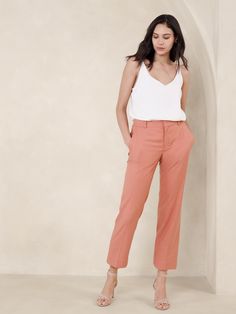 Stretch Twill Avery Straight Pant | Banana Republic Factory Non-stretch Tapered Leg Pants For Work, Non-stretch Light Wash Tapered Leg Pants, Tapered Pants Outfit, Banana Republic Tencel Pants, Non-stretch Khaki Tapered Leg Pants, Banana Republic Tapered Cargo Pant, Banana Republic Factory, Tapered Pants, Twill Fabric