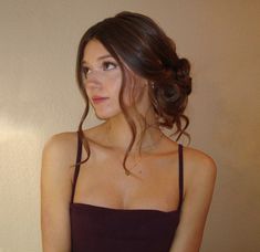 Hoco Hairstyles, Peinados Fáciles Para Cabello Corto, Hair Stylies, Formal Hairstyles, Homecoming Hairstyles, Bridesmaid Hair, Purple Dress