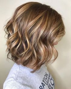 Layered Lob Haircuts For Thin Hair Hairstyles With Highlights, Medium Layered Haircuts, Brown Hair With Blonde Highlights, Hair Color Light Brown, Peinados Fáciles Para Cabello Corto, Medium Hairstyles