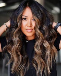 Balayage Moneypiece, Brunette Balayage Hair Indian, Dark Reverse Balayage, Foilyage Hair Dark, Dark Balayage Hair With Money Piece, Brown Balayage Brunettes, Reverse Balayage Brunette Dark Brown, Dimensional Balayage Brunettes, Fall Bayalage Brunette