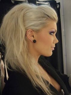 Rock Chick Style on Pinterest | Rock Chick, Rocker Chic and Rock Chic Faux Hawk Updo, Concert Vibes, Rocker Girl, Faux Hawk, Bohol, Taylor Swift Concert, Long Blonde, Hair Stuff, Gwen Stefani