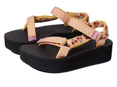 Teva Flatform Universal - Women's Sandals : Picnic Cherries Rosebloom : The primary materials that compose this product contain a minimum of 20 percent recycled content. Rock your summer style with the fashion-forward Teva Flatform Universal platform sandals! These sandals are ideal for festivals, weekend getaways, and everyday wear. Vegan-friendly sandals feature quick-drying straps that are made from 100% recycled plastic using traceable REPREVE polyester yarn by Unifi. These summer sandals ar Adjustable Summer Sport Sandals, Summer Sport Sandals For Outdoor, Trendy Adjustable Sport Sandals For Summer, Trendy Outdoor Sandals For Spring, Trendy Sport Sandals For Spring Outdoor Activities, Trendy Outdoor Sport Sandals For Spring, Trendy Spring Outdoor Sandals, Adjustable Sport Sandals For Summer, Trendy Summer Outdoor Sandals