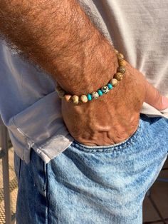 Adjustable bracelet made in Tibetan beads and macramé Surf Bracelet, Surfer Bracelets, Mens Beaded Bracelets, Beading Jewelry, Men Jewelry, Bead Bracelets, Bracelet Ideas, Natural Beads, Adjustable Bracelet