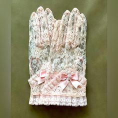 Soft Pink Laced Glove For Sale! Condition:- Brand New! Size:- Small No Brand, Just A Pair Of Brand New Laced Glove For Special Occasions. Lace Gloves, Mitten Gloves, No Brand, Soft Pink, New Color, Pink Ladies, Gloves, Special Occasion, Women Accessories