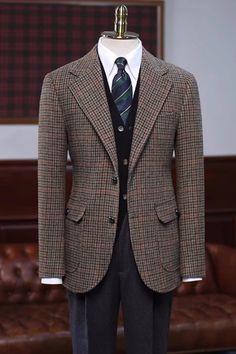 Luxury Brown Sport Coat With Flap Pockets, Plaid Suits With Patch Pockets And Notch Lapel, Business Suits Men, John Keating, Sport Coat Outfit, Plaid Tuxedo, Prom For Guys, Plaid Suit Jacket, Prom Suits For Men