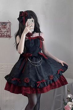 Fabric: Polyester Style types: Gothic Lolita Season: Spring, Summer, Autumn, Winter Include: Dress*1 (Any of the accessory is not included.) Size (IN) Bust Waist Length S 31.50-35.43 25.20-28.35 32.68 M 33.07-37.01 26.77-29.92 33.07 L 34.65-38.58 28.35-31.50 33.46 XL 36.22-40.16 29.92-33.07 33.86 Size (CM) Bust Waist Length S 80-90 64-72 83 M 84-94 68-76 84 L 88-98 72-80 85 XL 92-102 76-84 86 Romantic Goth Outfits, Rosette Dress, Gothic Princess, Basque Waist, Red Gothic, Rose Decor, Sling Dress