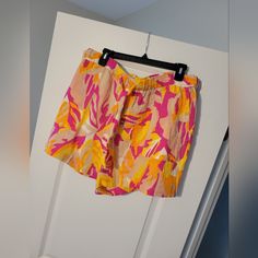 Sanctuary Women's Shorts Size 1x. Beautiful Colors Perfect Length. Grab These For Next Summer! Stretch Yellow Shorts For Beach Season, Yellow Stretch Shorts For Vacation, Yellow Short Swim Trunks For Spring, Yellow Relaxed Fit Bottoms For Beach Season, Yellow Relaxed Fit Shorts For Vacation, Yellow Stretch Swim Trunks For Summer, Yellow Beachwear Shorts With Elastic Waistband, Spring Multicolor Playwear Shorts, Yellow Swim Trunks