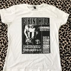 Bikini Kill Vintage Flyer T-Shirt. Artwork Taken From A Flyer For A Show That Took Place At The Out House In Lawrence Kansas In 1992. Hand Silk Screen On Women's White 100% Cotton T-Shirt. Vintage Punk Outfits, Vintage Flyer, Out House, Lawrence Kansas, American Eagle Shirt, Simply Southern Tees, Eagle Shirts, Hannah Montana, Punk Outfits