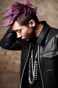 Trendy Mens Hairstyles, Mohawk Hairstyles Men, Korean Men Hairstyle, Faux Hawk Hairstyles, Asian Men Hairstyle, Mohawk Hairstyles