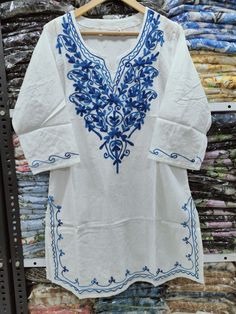 Long Cotton kurti

Fully embroidery 

Size chart :- S,M,L,Xl,2Xl

Length 34.

Price 499 fs💕