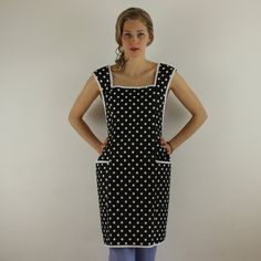 "Write the selected color in the message Cotton Apron for Women. Japanese Cross Back Apron. Model is 177 cm in height. Details: - 100% natural cotton produced in Europe ; - color: black polka dot. Made to order, approximately a few days, If you have any questions please message me and I will be glad to answer. Size guide : Size XXS Bust: fits bust around 31.5\"-33\"/ 80-84 cm Waist: fits waist around 24.5\"-25\"/ 62-64 cm Hips: fits hips around 32.5\"-33\"/ 86-88 cm Size XS Bust: fits bust aroun Cotton Apron With Pockets, Sleeveless Cotton Apron With Pockets, Linen Apron Pinafore, Japanese Style Apron, Apron Pinafore, Japanese Apron, Cross Back Apron, Apron For Women, Cotton Apron