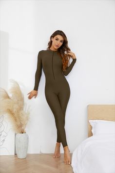 This Long sleeve bodysuits are made from High-quality custom fabrics for comfort and breathability. High Stretch Solid Elastane Unitard, Stretch Bodysuit With Zipper Closure, Black Catsuit, Womens Leotards, Black Leotard, Girls Leotards, Protective Clothing, Gymnastics Leotards, Long Sleeve Turtleneck