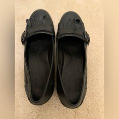 These Are Women’s Born Brand Loafer Style Shoes In A Size 7. These Literally Are Brand New And Never Been Worn. They Do Not Have The Original Box But Don’t Have Any Wear And Tear. Casual Black Slip-resistant Loafers, Slip-on Slip-resistant Black Loafers, Black Slip-on Slip-resistant Loafers, Black Slip-resistant Flat Heel Slip-ons, Black Synthetic Slip-ons For Office, Born Shoes Women, Loafer Style, Loafers Style, Born Shoes