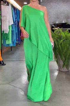 Womens Long Dresses, Plain Dress, Dresses By Length, Maxi Dress Green, Maxi Dresses Casual, Casual Summer Dresses, Types Of Dresses, Asymmetrical Dress, Spring Dresses