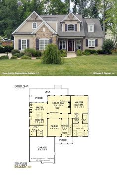 two story house plans with an open floor plan for the front and back of the house