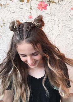 Space Bun, Coachella Hair, Wedding Braids, Knot Hair, Bun Styles, Side Hairstyles, Hair Idea, Bridal Hairstyles, Braided Hairstyles For Wedding