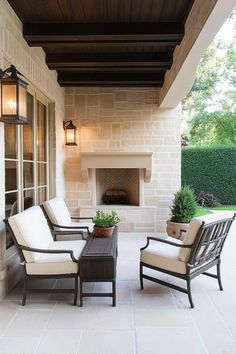 50+ Creative Covered Patio Ideas Attached to House with Fireplace Backyard Covered Porch, Patio Inspiration, Beautiful Aesthetic, Covered Porch