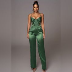 Description: These Occasion Ready Trousers Feature An Edgy Cutout Waist With Straight Leg Hems, Back Zipper Closure, And Darted Front Detail For Timeless Elegance. Pair With Our Incomparable Lace Bodysuit For The Full Look. Single Lined. No Stretch. Color: Green (True To Stock Images) Size: Xs Model Info: Hip 39', Wearing Size S Matching Top Available! Bundle To Save! Corset Verde, Drape Top, Top Corset, Satin Trousers, Draped Top, Inner Goddess, Female Human, Cable Sweater, Full Look