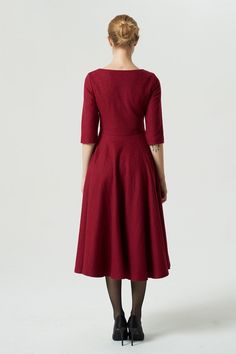 Wool Dress Winter, Simple Wardrobe, Dress Winter, Warm Dresses, Beautiful Figure, Winter Dress, Dress Midi, Red Wool, Wool Dress