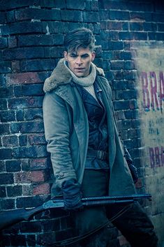 Chris Pine Movies, Wonder Woman 2017, Wonder Woman Movie, Robin Wright, Dc Movies, Trench Jacket