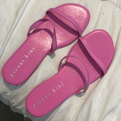 Pink Sandals Never Used Pink Flip Flops With Single Toe Strap For Vacation, Pink Sandals With Single Toe Strap For Vacation, Pink Single Toe Strap Flip Flops For Vacation, Pink Single Toe Strap Sandals For Vacation, Chic Pink Flip Flops For Beach, Chic Pink Beach Flip Flops, Pink Synthetic Sandals With Single Toe Strap, Pink Open Toe Jelly Sandals With Cushioned Footbed, Chic Pink Jelly Sandals For Vacation