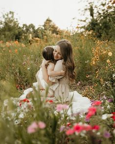 My turn for pics in the flowers with my girls! 🥹🌸 So grateful for my husband for taking these for me last minute on the only day I didn’t have a shoot all week 😂! Happy Mother’s Day everyone! I hope you all feel loved and celebrated today ❤️ #mothersday #mamaandme #girlmama #momtog #momphotographer #flowerfield #momanddaughter #happymothersday Grateful For My Husband, Floral Photos, Fairies Photos, Spring Pictures, Alphabet Wallpaper, My Turn, Feel Loved, Fairy Princesses, Happy Mother