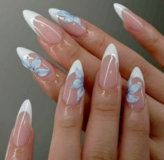 Nail Designs With Blue Polish, Y2k Nails Almond, Nails White And Blue, Blue Almond Nails Design, Blue Nails With Design, Nails Blue And White, Milky Nails, Blue Nail Art