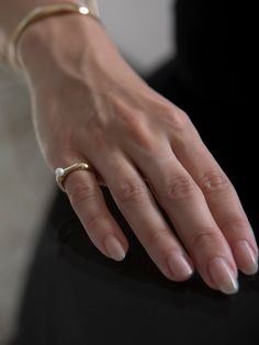 SUAI Ona Small Ring with Pearl – Silver Small Pearl Ring, Short Fingers, Pearl Ring Design, Ring With Pearl, Silver Pinky Ring, Silver Pearl Ring, Pinky Rings, Jewelry Knowledge, Steven Alan