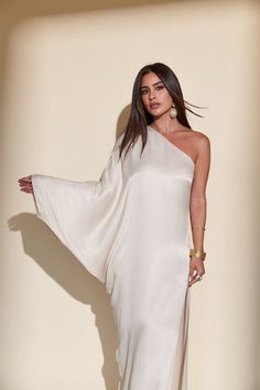 LUNA ONE-SHOULDER KAFTAN - PEARL – Kadimah Kaftan Style Dresses, White Kaftan, Ombre Pattern, Kaftan Designs, Beaded Trim, Wedding Weekend, Kaftan Dress, Muslim Women, One Shoulder Formal Dress