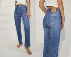 Levis High Waisted Jeans, Levis Mom Jeans, Tokyo Street Fashion, Style Indie, Painted Jeans, Vintage Levis Jeans, Elegante Casual, 501 Jeans, Levi's 501