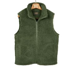 Beams+ Stand collar zip vest olive green high-pile wool and poly fleece – No Man Walks Alone Sculptural Styling, Aran Cardigan, Soft Teddy Bear, Concert Fits, Uniform Fashion, Retro Stripes, Fall Fits, Fair Isle Sweater, This Guy