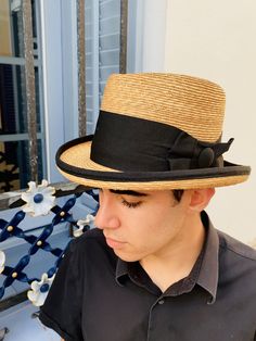 Homburg straw hat inspired by the Edwardian-era men's hats of the early 20th century. This hat is one of my favorites for summer for its elegance and personality. It is a unique and exclusive design made with one of my wooden hatblocks from my collection. Made with very fine 6/7 millimeter natural straw braid. The hat is adorned with a 70mm wide black grosgrain ribbon and another small 25mm grosgrain at the end of the hat brim. You have the option to change the color of the grosgrain by choosing Summer Vintage Fedora With Flat Brim, Vintage Summer Fedora With Brim, Vintage Curved Brim Hat Bands For Summer, Fitted Straw Hat For Kentucky Derby With Short Brim, Fitted Brimmed Panama Hat, Kentucky Derby Fitted Straw Hat With Short Brim, Natural Summer Hat For Formal Occasions, Vintage Brimmed Panama Hat For Formal Occasions, Vintage Formal Brimmed Panama Hat