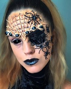 Sfx Spider Makeup, Creepy Spider Halloween Makeup, Spider Queen Halloween Costume, Spider Sfx Makeup, Spider Halloween Costume Women, Horror Makeup Ideas Special Effects, Spider Face Makeup, Spider Makeup Looks, Scary Special Effects Makeup Horror