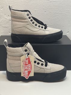 Vans High-top Sneakers With Speckled Midsole, Vans Leather Low-top Boots, Vans Leather Boots With Round Toe, Casual Leather Vans Boots, Vans Leather High-top Sneakers With Round Toe, Casual Vans Boots With Round Toe, Vans Casual Boots With Rubber Sole, Casual Vans Boots With Rubber Sole, Vans Boots With Rubber Sole