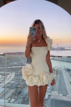 فستان زهري, Fest Outfits, Looks Party, Tube Top Dress, Glam Dresses, Hip Dress, Looks Chic, Slim Dresses, Homecoming Dress