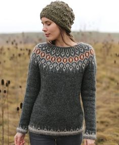 Knitted by hand in Icelandic wool  Genuine and authentic for all seasons. Punto Fair Isle, Maglia Fair Isle, Crochet Sweater Pattern Women, Norwegian Knitting, Knitting Patterns Free Sweater, Norwegian Sweater, Icelandic Sweaters, Crochet Sweater Pattern Free, Fair Isle Knitting Patterns