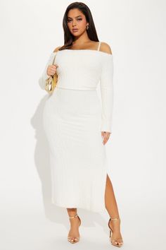 Fitted Cream Maxi Maternity Dress, Fashion Nova Maxi Dress, Long Sleeve Maxi Dress Fashion Nova, Cream Fitted V-neck Sweater Dress, Fashion Nova Long Sleeve Dress, Cream Fashion, Halloween Top, Sweater Jumpsuit, Jean Top