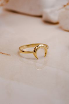 ❤️🔥 18K Celestial Moon Ring, Minimalist Ring, Dainty ring, Delicate Ring,  Minimal Ring, Cute Ring, Valentine's Day Gift, Valentine's Day Ring ❤️🔥 ⭐️ Do you want an unforgettable gold gift for your grandchildren, nephews, girlfriend, spouse or people you care about? Then just choose the our necklace and ring that they will love, and we will design on the gift box in the best way for you and turn your necklace or ring into an eternal memory! Unforgettable Memories 🎁 Special Design Gift Boxes ? Moon Rings, Jewelry Making Classes, Crescent Moon Ring, Minimalist Necklace Gold, Ring Minimal, Cute Ring, Minimal Ring, Gold Rings Stackable, Gold Statement Ring