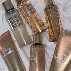 Victoria Secret Perfume Body Spray, Profumo Victoria Secret, Victoria Secret Body Spray, Bare Vanilla, 2024 Wishlist, Perfume Body Spray, Bath And Body Works Perfume, Shower Skin Care, Victoria Secret Perfume