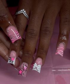 Gel Nails Ideas Baddie Short, Short Short Nail Ideas, Pink And White Nail Inspo Short, Nails Design With Rhinestones Pink, Short Acrylic Nails Designs Black Women, Cute Pink Nails With Charms, Pink Cute Nails Acrylic, Birthday Nails￼, Simple Cute Pink Nails