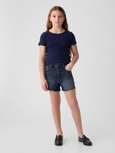 Gap Cotton Medium Wash Shorts, Gap Cotton Cutoff Jean Shorts, Trendy Cutoff Jean Shorts By Gap, Gap Casual Cutoff Jean Shorts, Casual Cutoff Jean Shorts By Gap, Trendy Gap Jean Shorts, Gap Casual High Rise Shorts, Gap Denim Shorts, Faux Snap