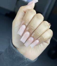 French Tip Shorties, Nails Off White, Long Nails White, Tapered Square Nails, Colored Acrylic Nails, Girly Acrylic Nails, Simple Acrylic Nails, Work Nails, Classy Acrylic Nails