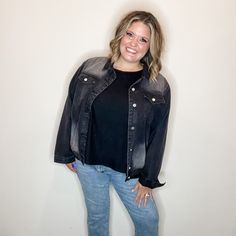 Features fringe, lightweight denim and lightweight buttons. Ash has this layered with a long sleeve top in the xl as a size 16. Non stretch but oversized Details Denim Jacket Brand: Savanna Jane Color: Black Sizing S (2-6) | M (8-10) | L (12-14) | XL (16-18) | 2X (20-22) | 3X (22-24) Ashley (Size 16 regular and 40H bust) wears size XL Fabric Fit & Feel 90% Cotton 5% Poly 5% Viscose Relaxed fit with room in the tummy (Taco friendly :-) Measurements (approximate and taken while laying flat) Length Trendy Denim Jacket For Fall Layering, Casual Medium Wash Denim Jacket For Layering, Trendy Long Sleeve Denim Jacket For Layering, Dark Wash Long Sleeve Top With Frayed Hem, Oversized Outerwear With Frayed Hem And Long Sleeves, Chic Washed Long Sleeve Denim Jacket, Relaxed Fit Denim Jacket For Fall Layering, Oversized Black Denim Tops, Trendy Washed Black Long Sleeve Denim Jacket